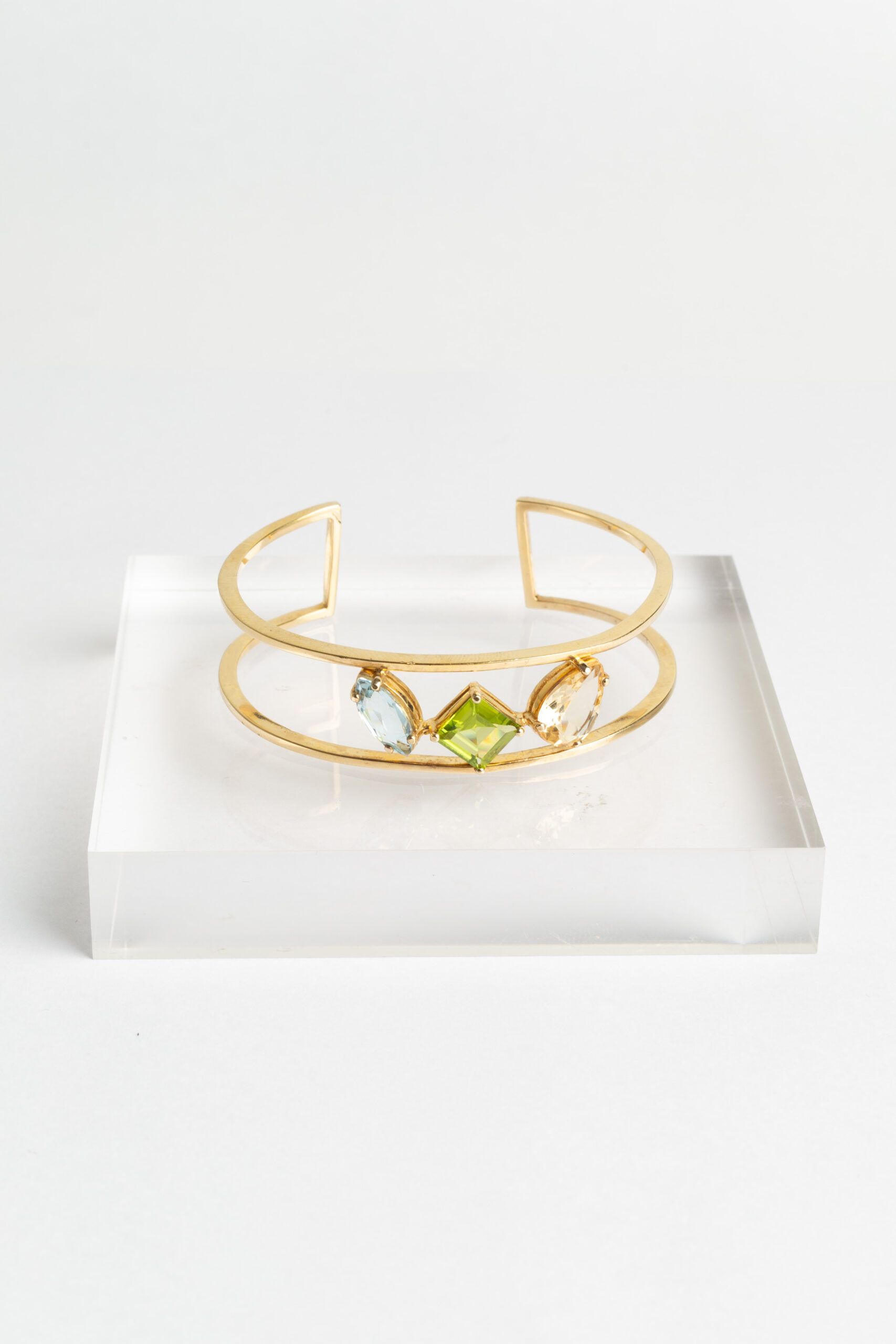Bracelete caminhos pedras | citrino, peridoto e topázio