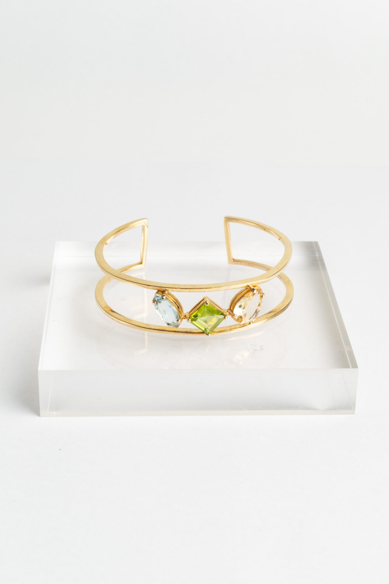 Bracelete caminhos pedras | citrino, peridoto e topázio