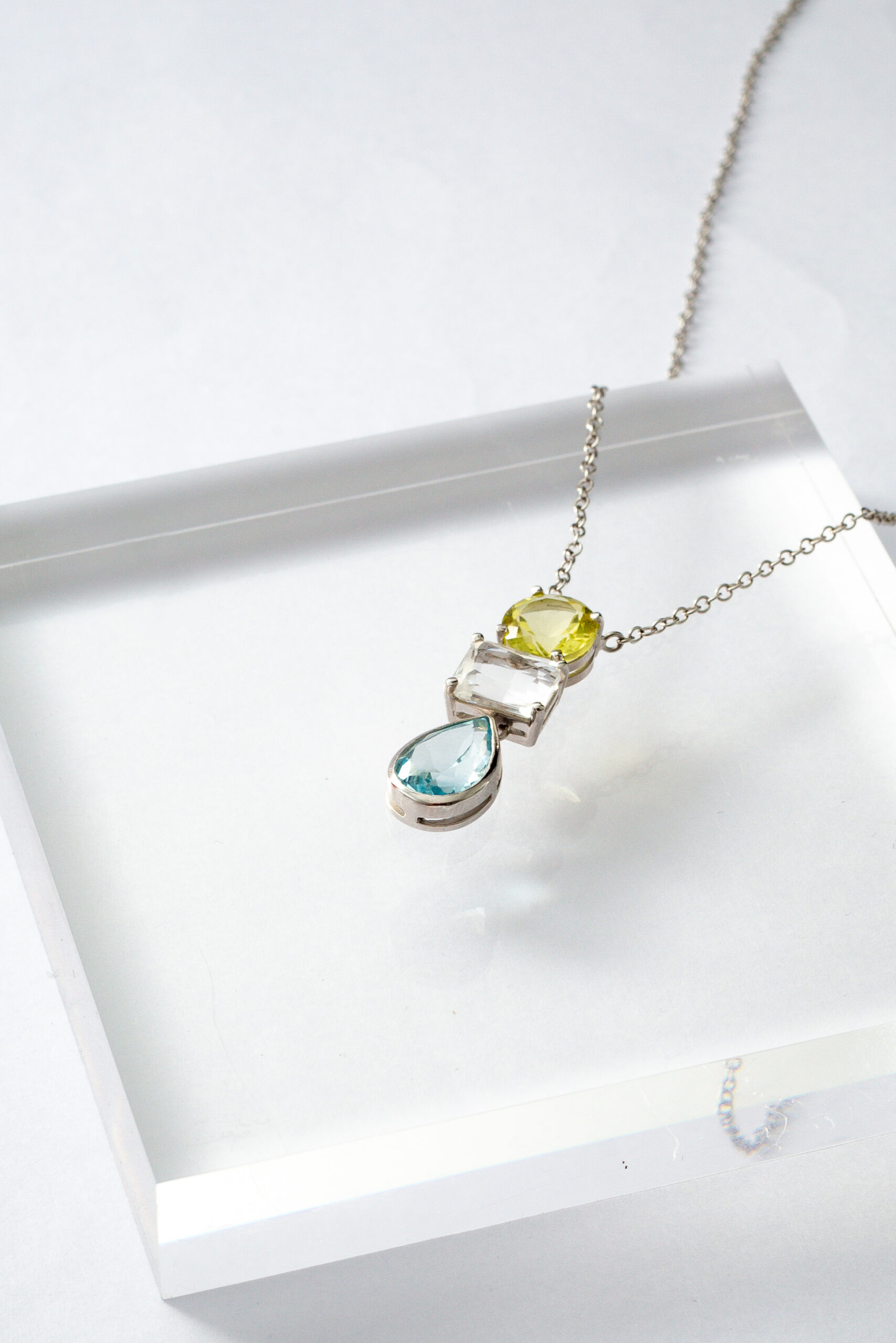 Colar formas | green gold