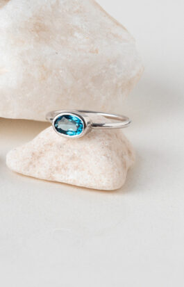 Anel stone oval | topázio london