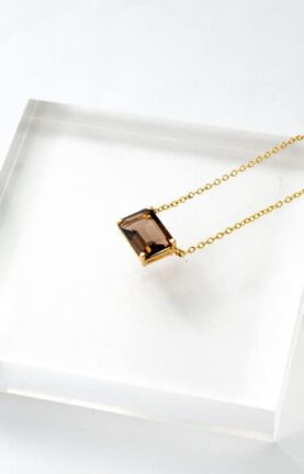 Colar stone | retangular quartzo fumê - Ouro 18k